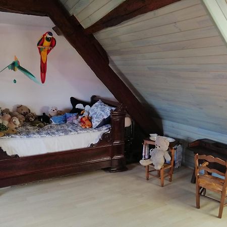 مانيي لي أمو Maison D'Hotes La Source المظهر الخارجي الصورة