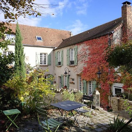 مانيي لي أمو Maison D'Hotes La Source المظهر الخارجي الصورة